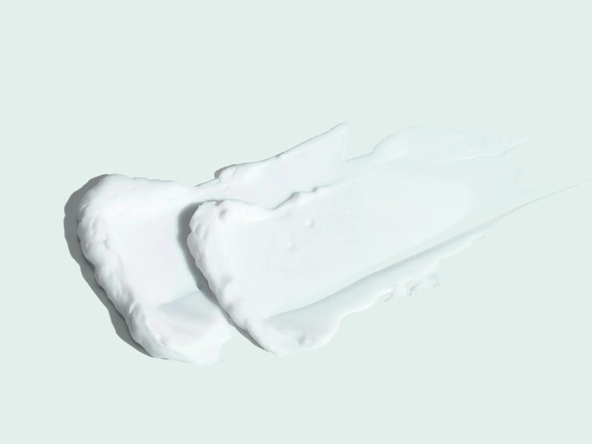 IMAGE Skincare CLEAR CELL Mattifying Moisturizer  2