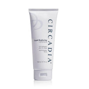 Fles Circadia Lipid Replacing Cleansing Gel 198 ml met witte pomp in een witte, strakke verpakking.