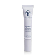 Witte tube met zwarte dop van Circadia Moisture On Demand 15 ml op een witte achtergrond.