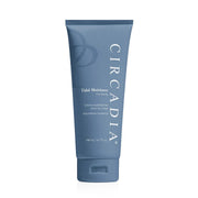 Witte fles met pomp van Circadia Tidal Moisture for Body 198 ml, een hydraterende bodylotion.