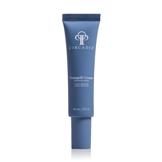 Witte tube en doos van Circadia Tranquili-Cream 59 ml, een kalmerende crème voor de gevoelige huid.
